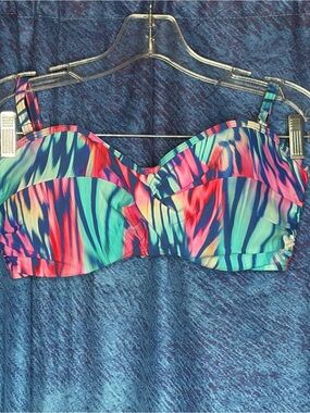 Multicolor Ruffle Bandeau Bikini Top - Women Swim